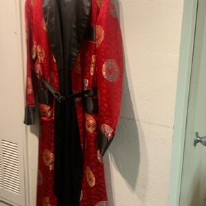 Men’s vintage (1970’s) long silk/satin robe/smoking jacket